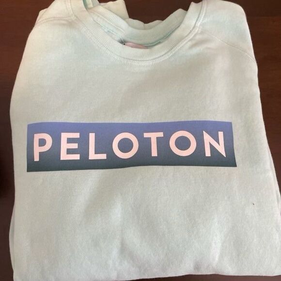Women’s Large Peloton sweatshirt  great condition - Picture 1 of 4